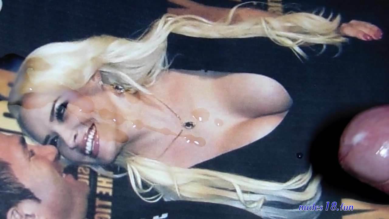 free pics daniela katzenberger tits