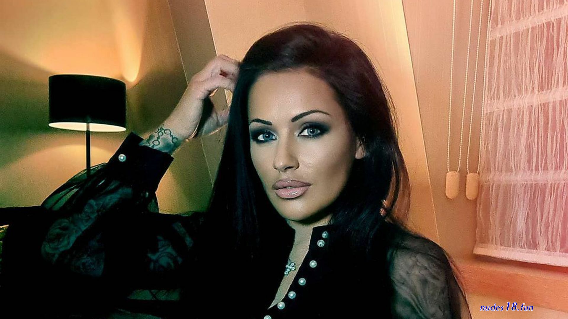 www.jasmine rhuele.de