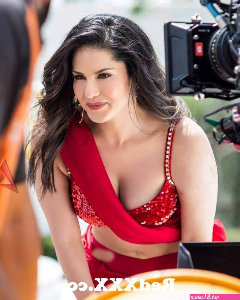 cleavage marwadi video
