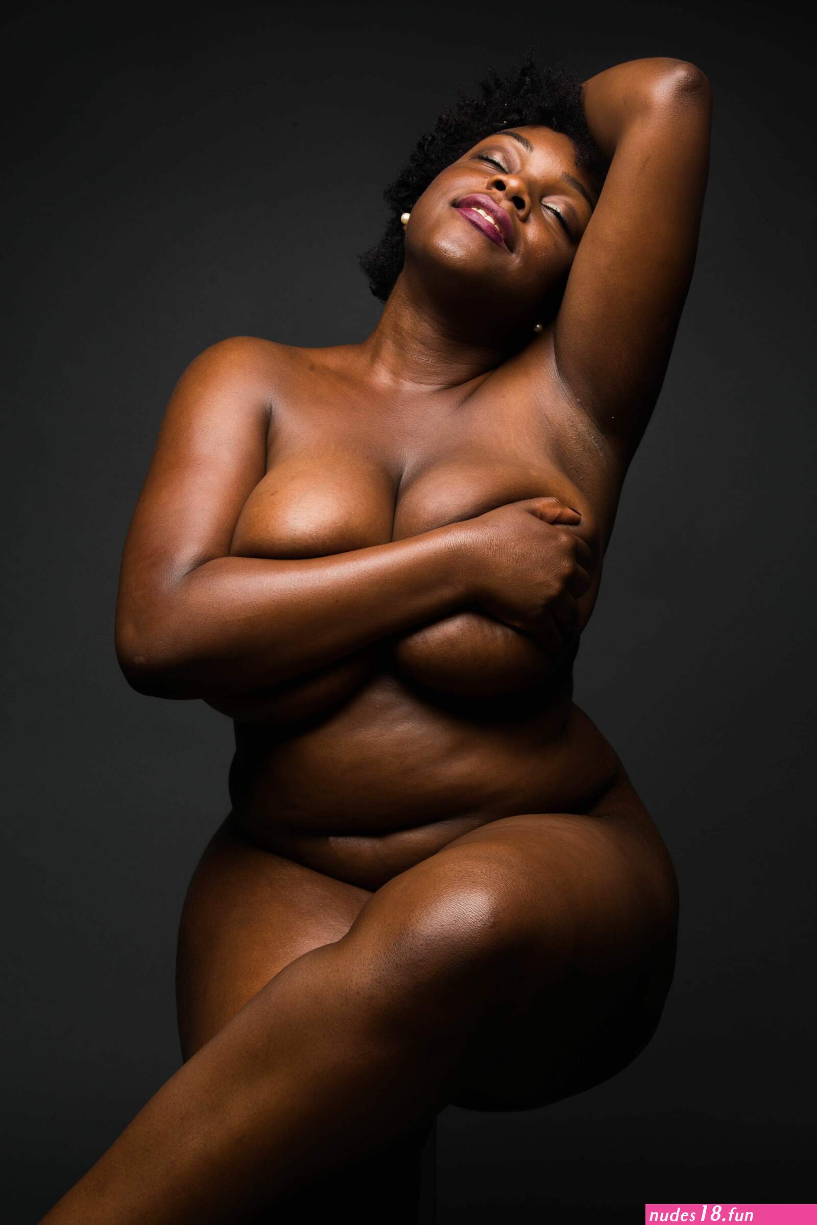 quen ratifa nude photos
