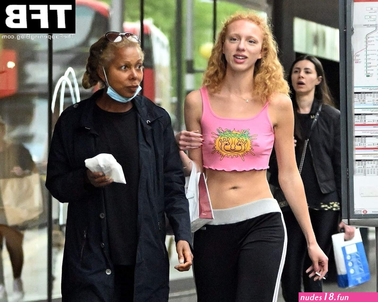 Nude Celebs Leaks
