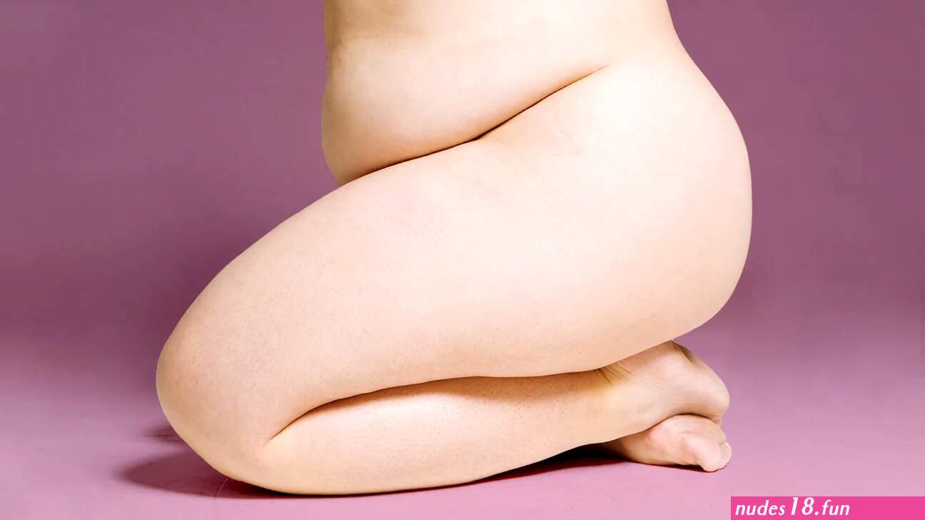 Working Out Naked: Benefits and Tips