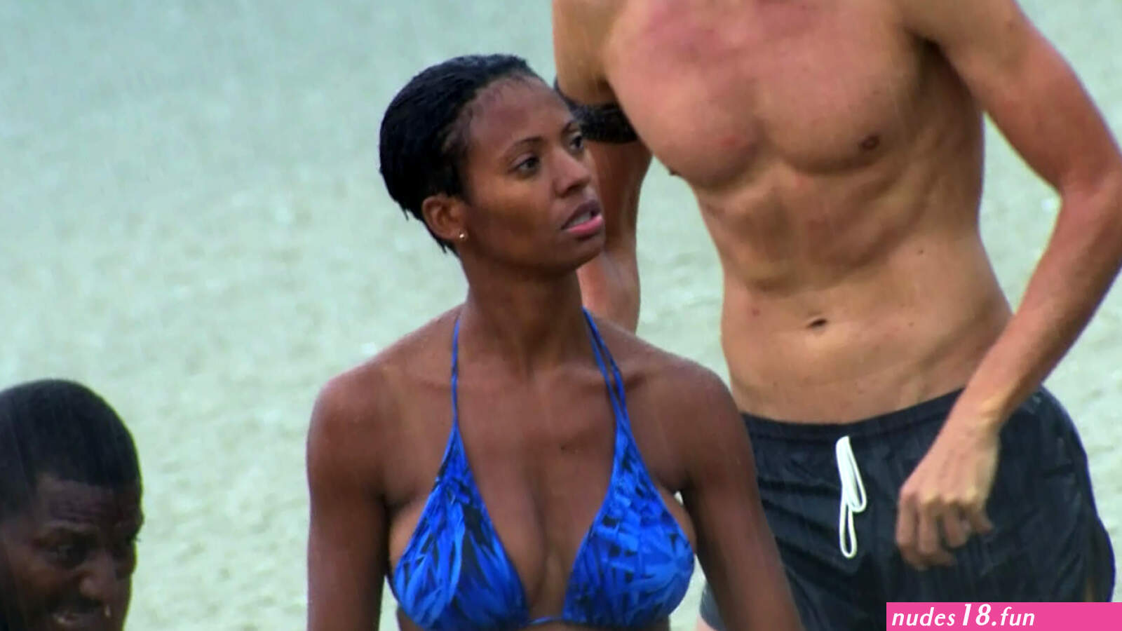 Naked Candace Smith in Survivor ANCENSORED