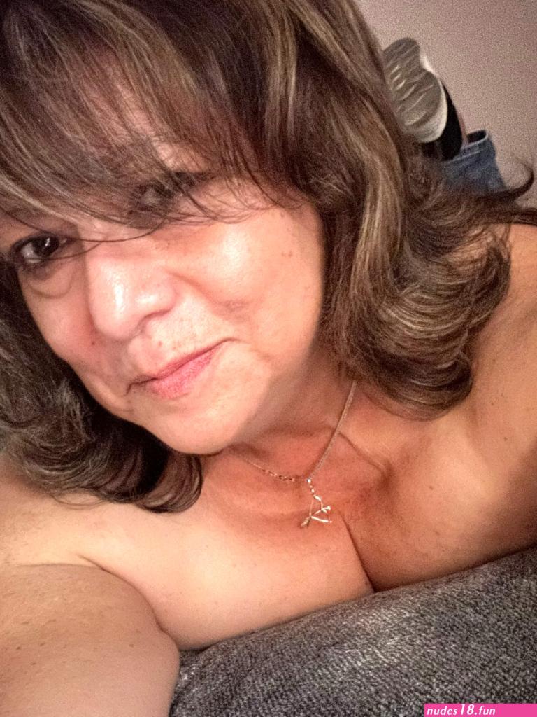 Onlyfans-mature-models.jpg