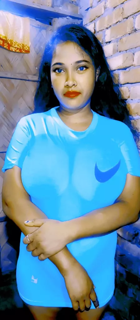 ayonti-biswas-nude-chamet.webp