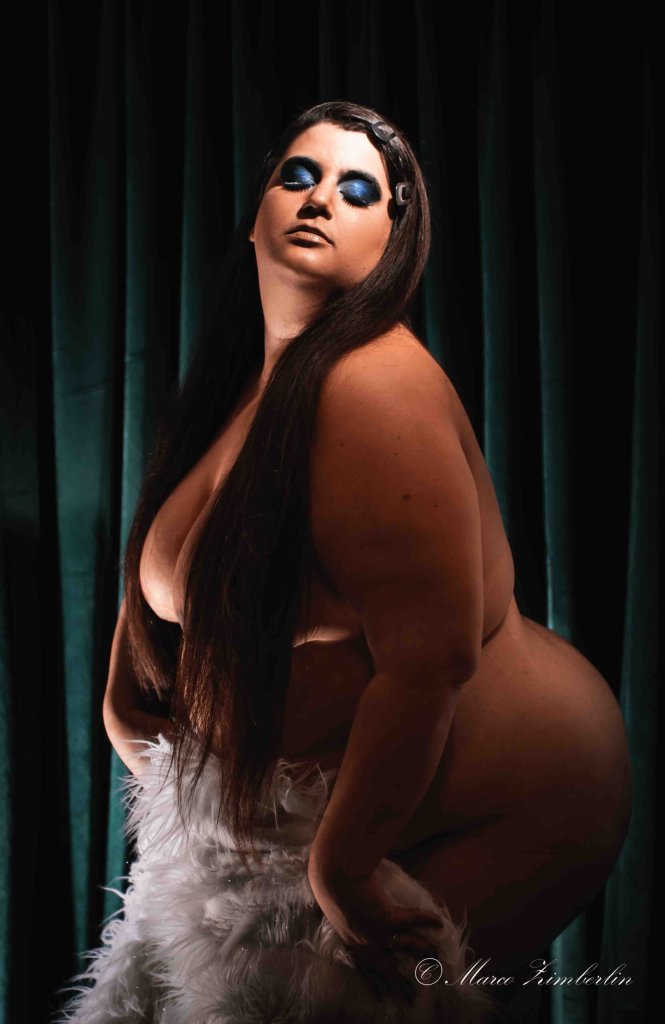 hugrun-eglis-nude.jpg