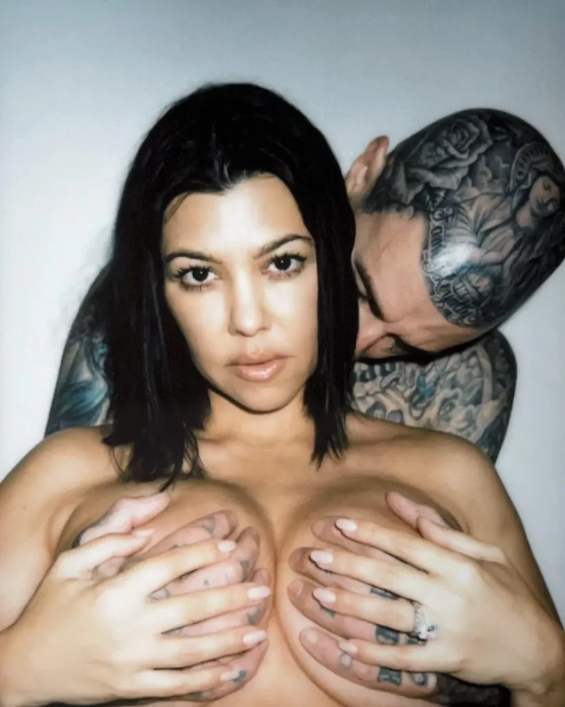 porn-kourtney-kardashian.webp