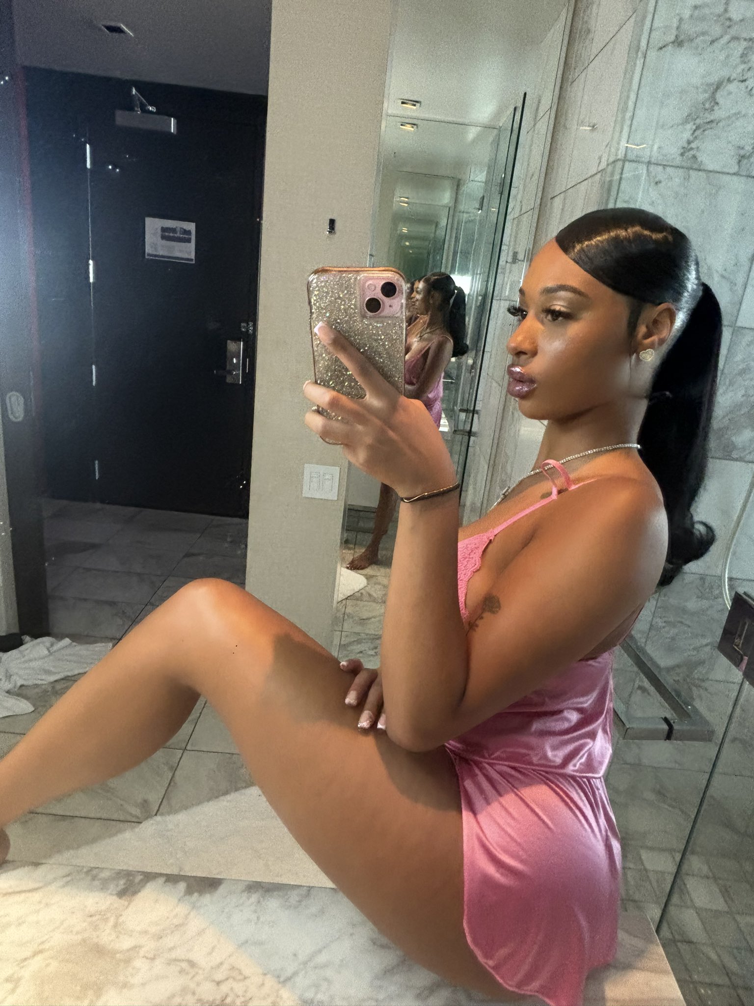 Posts with replies by gigi bougiigi X