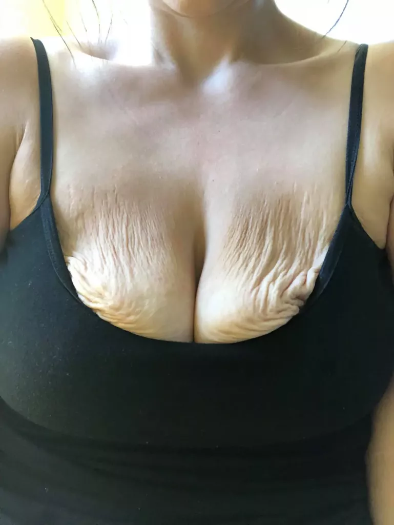 low-hanging-boobs.webp