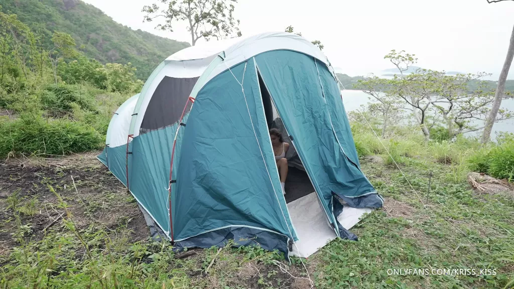 tent-masturbation.webp