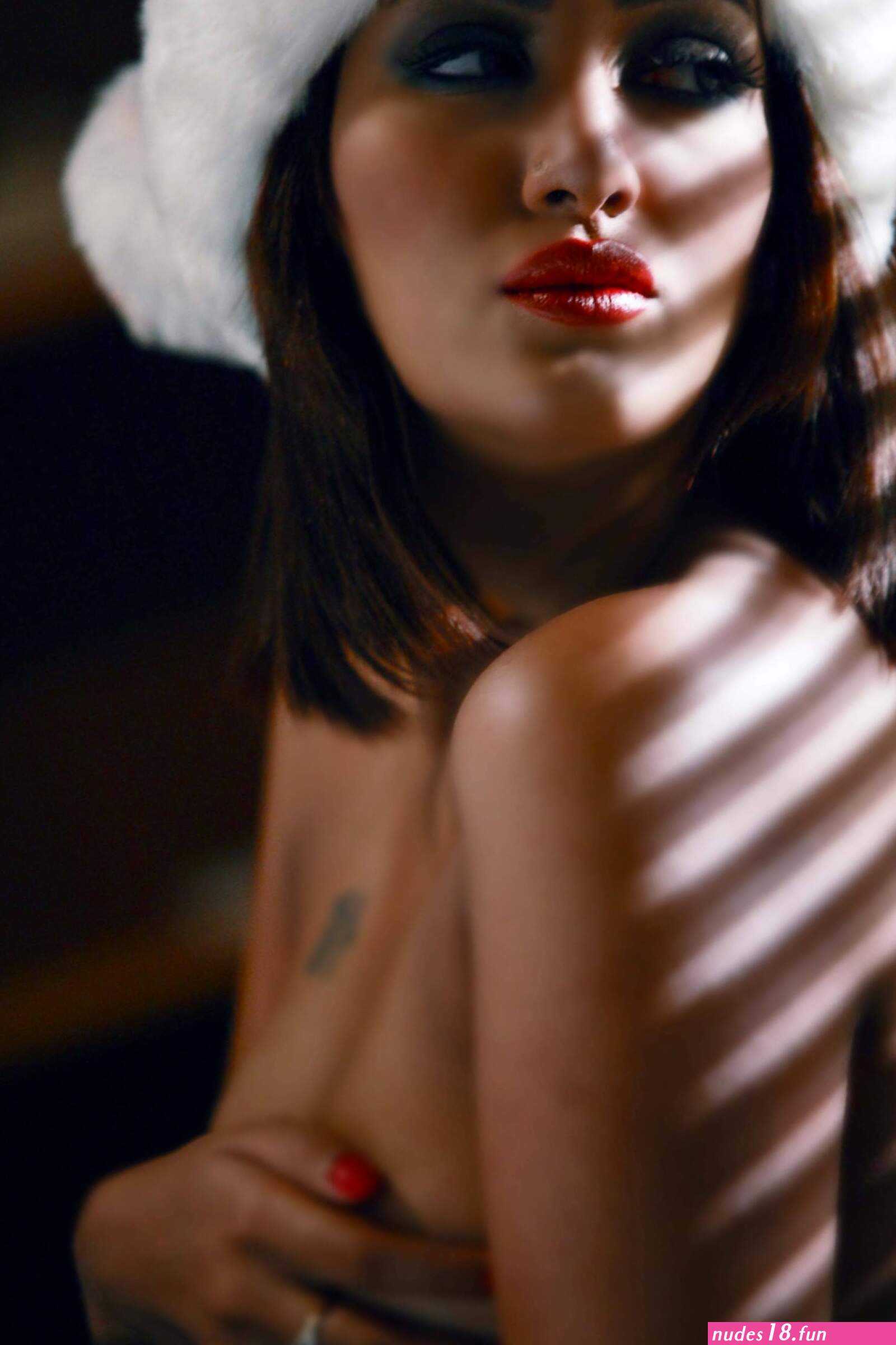 Mathira Age Husband Leaked Videos Instagram Pics Scandal and More